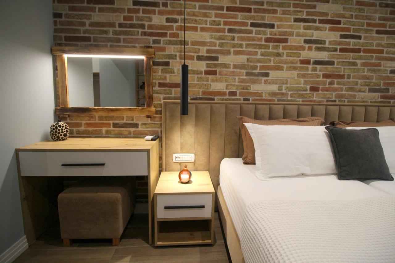 Ngjela Apartment